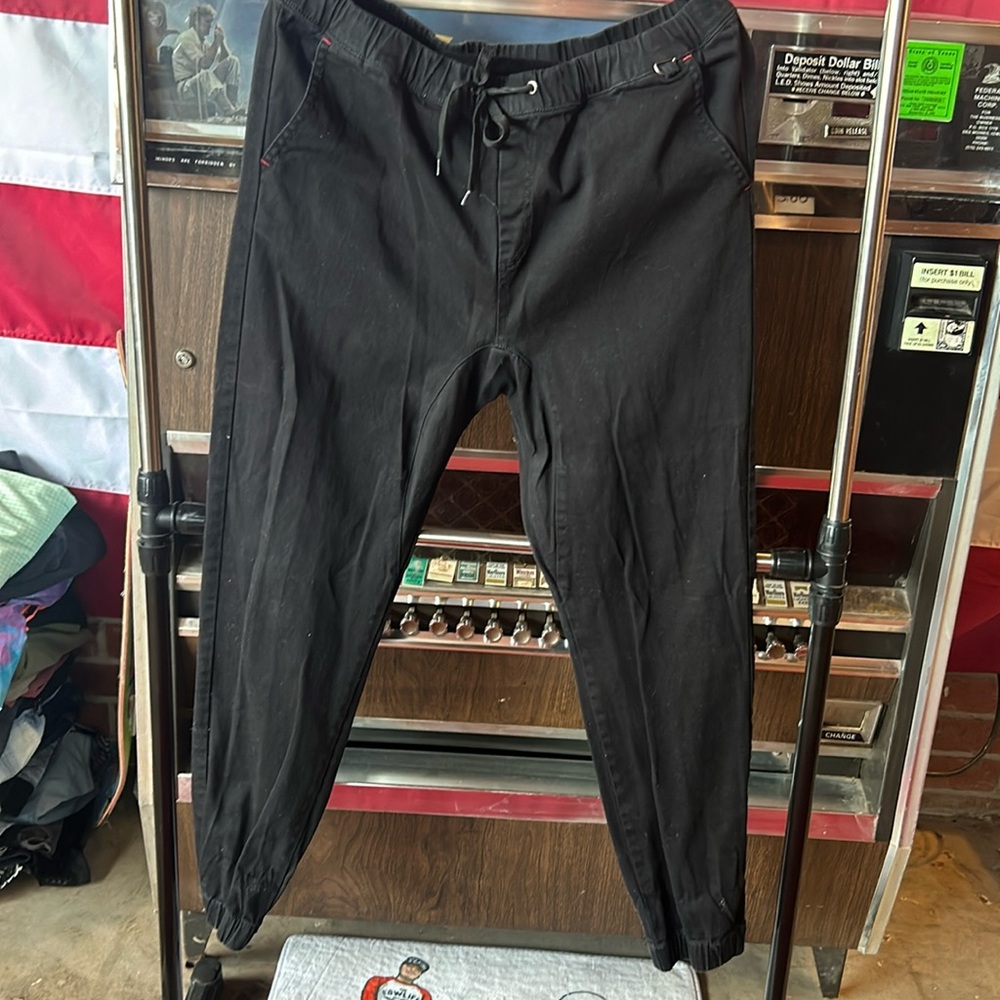 Men’s joggers